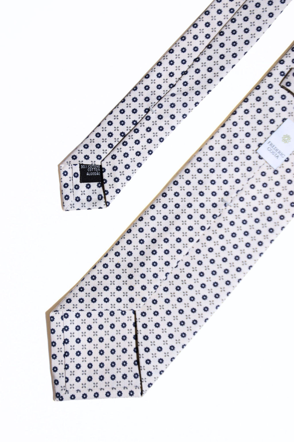CAREGGI WHITE TIE