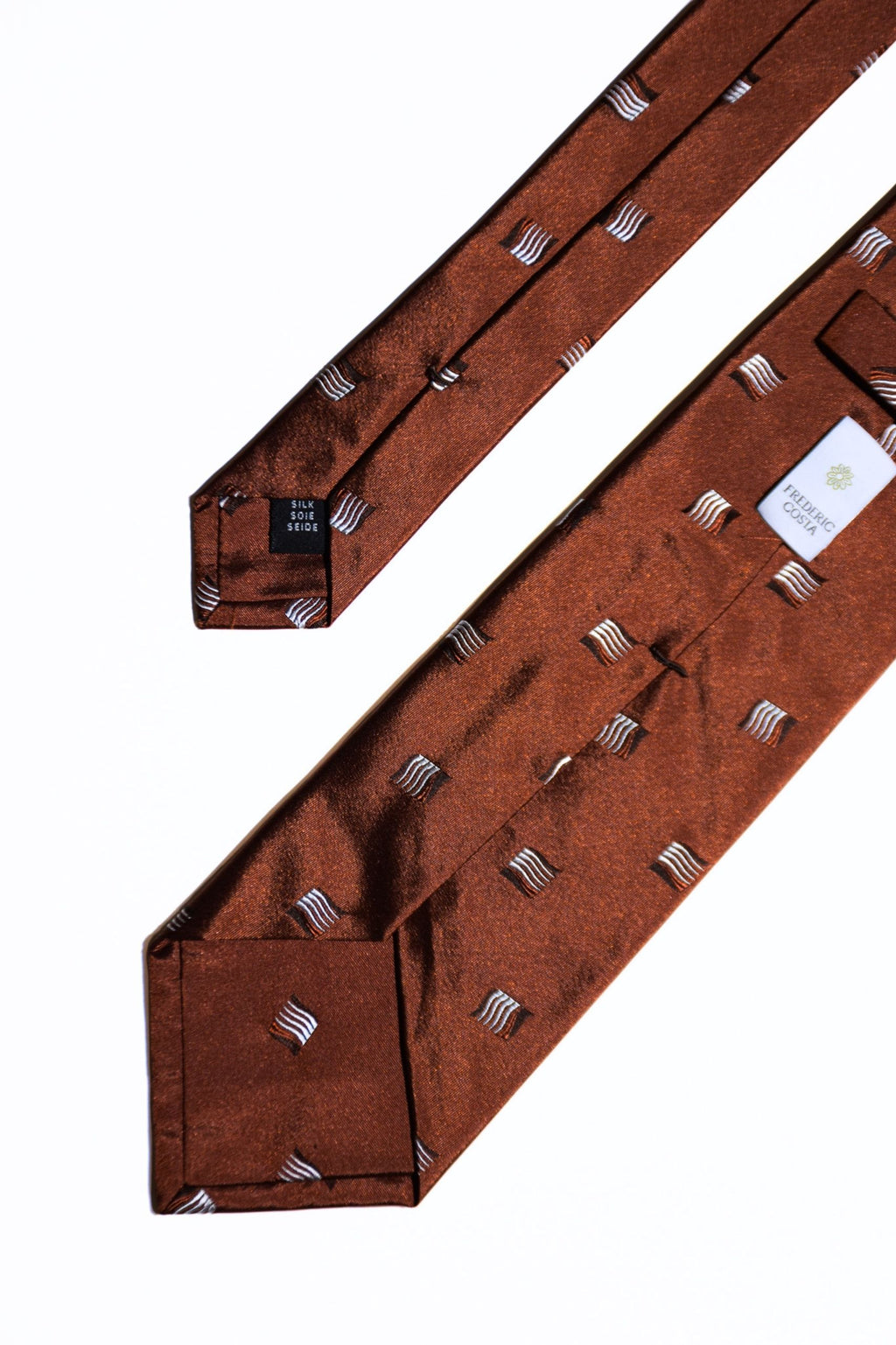 TERRACOTTA AVENA TIE