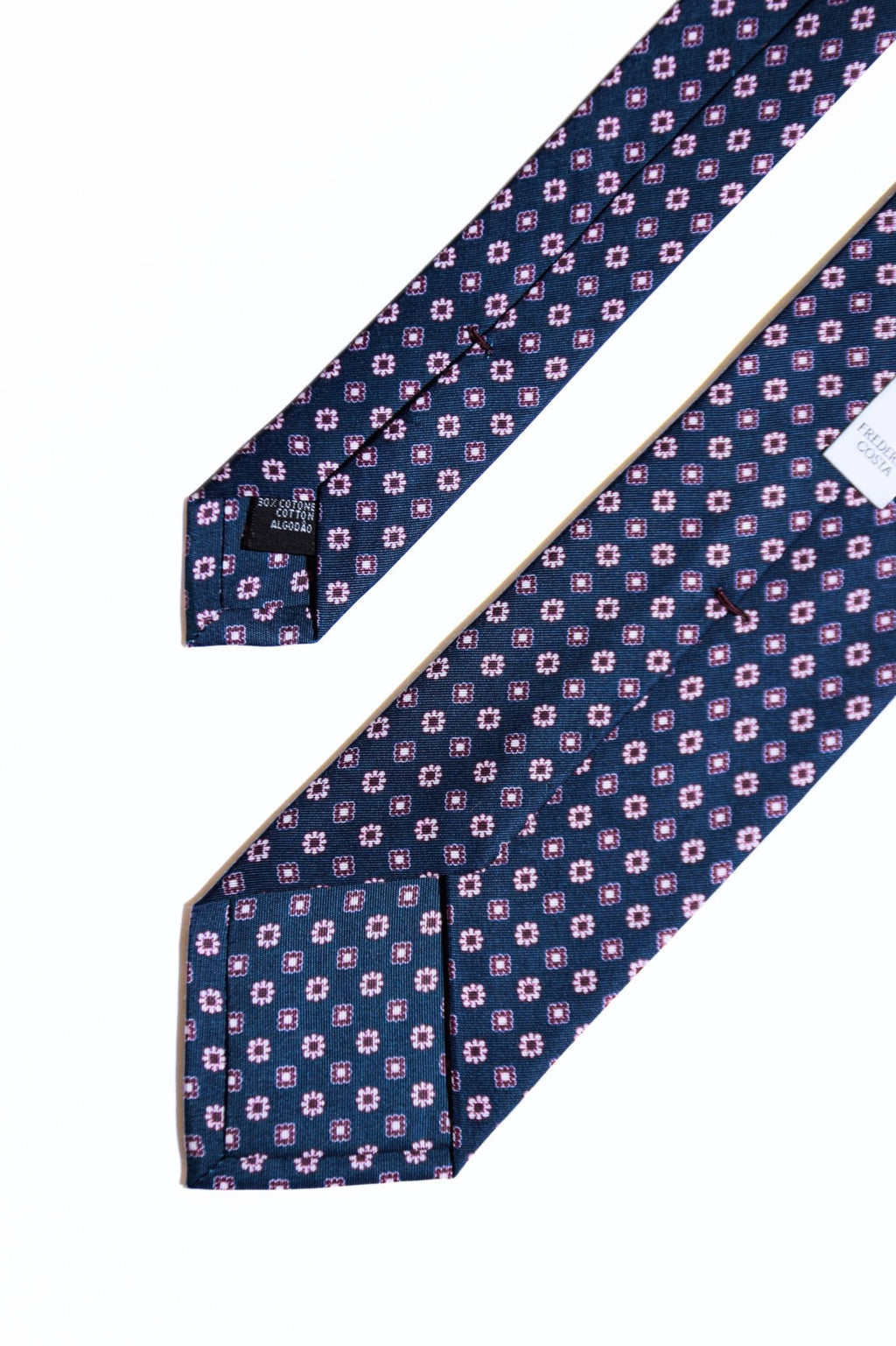 LIERNA NAVY TIE
