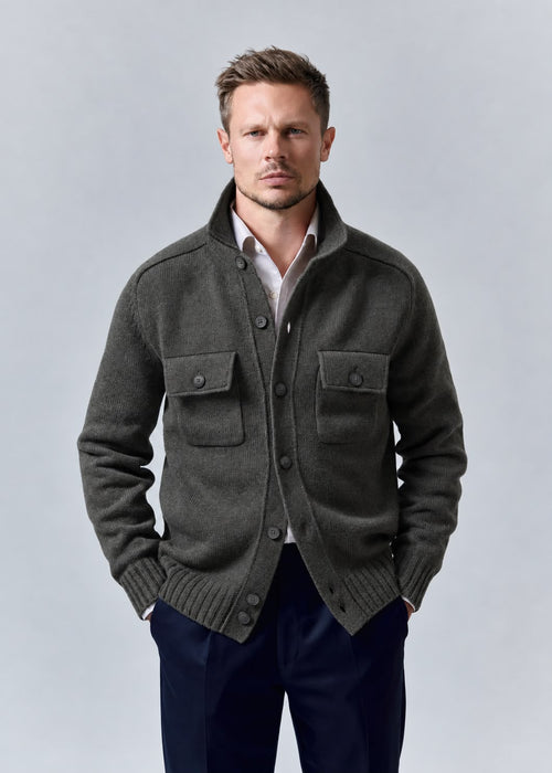 Cardigan homme Adamo vert olive en laine vierge, col chemise