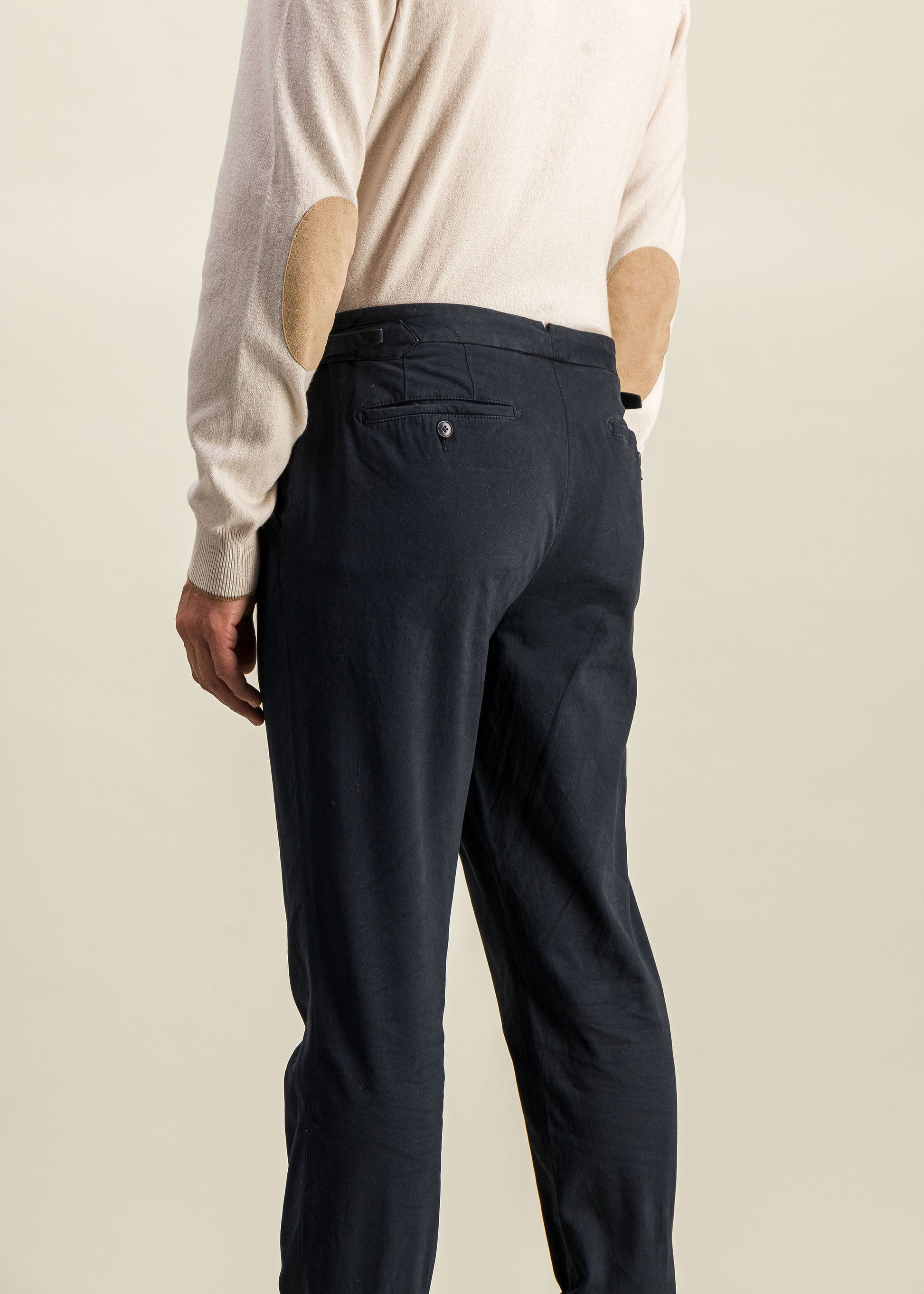 Chino Luciano - PC01GA-BEU001